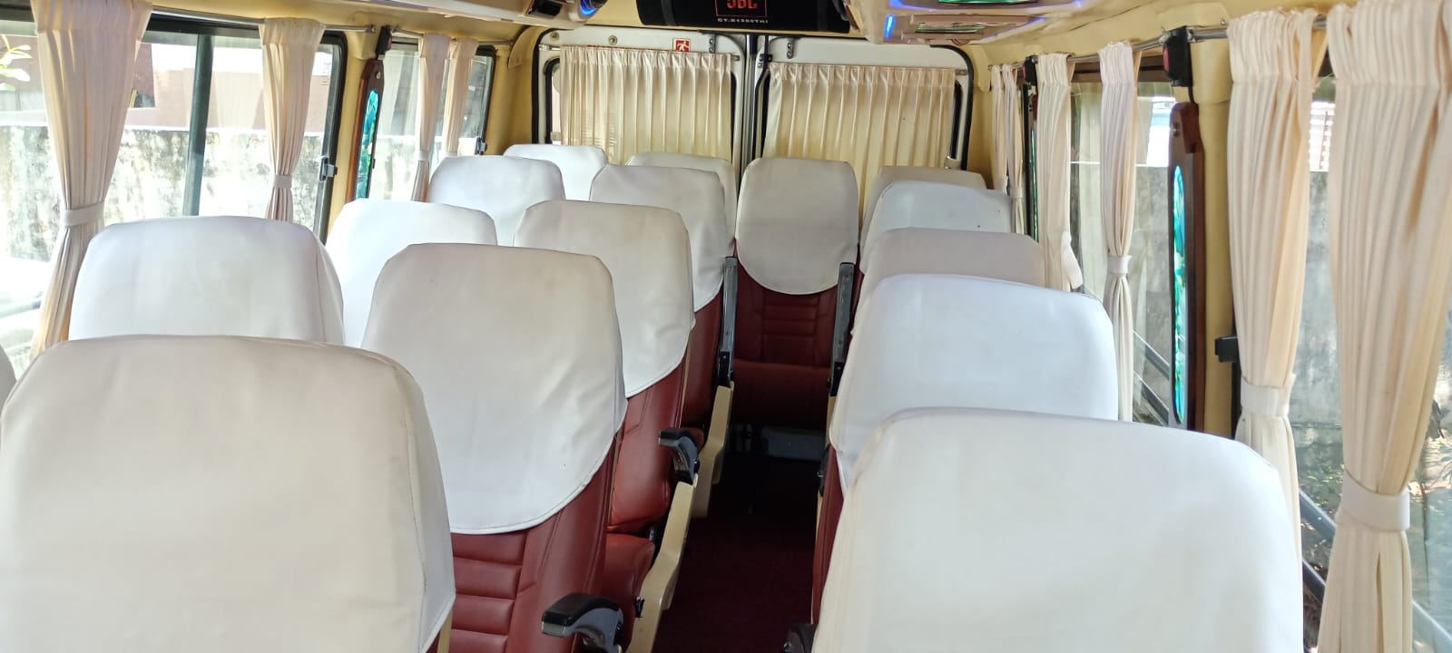 Taxi Gallery Image 8